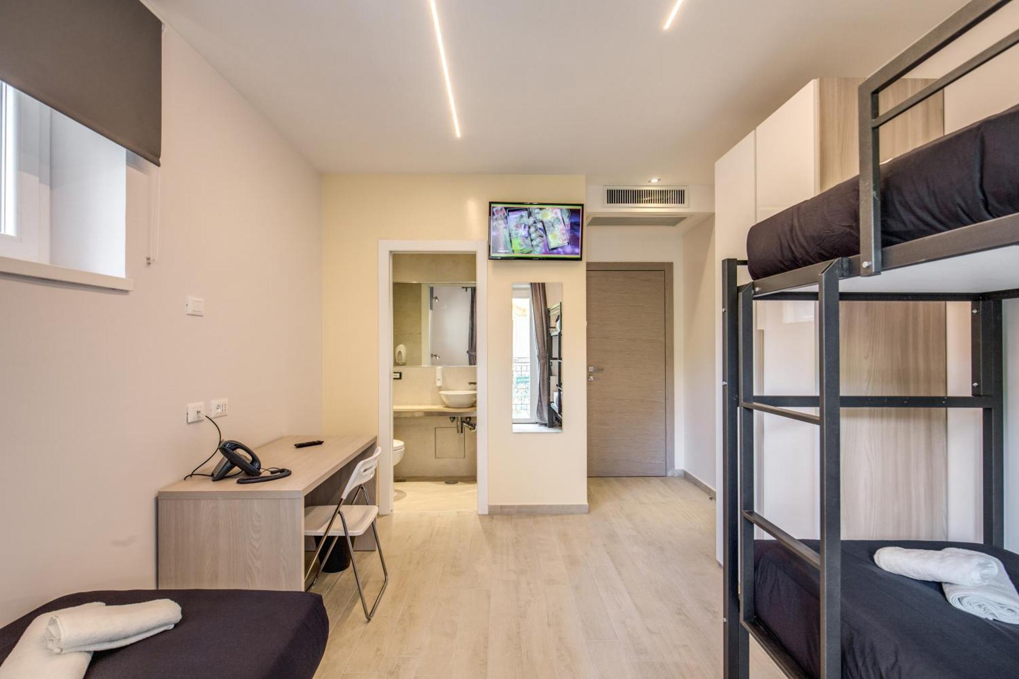 Triple Room Private Bathroom